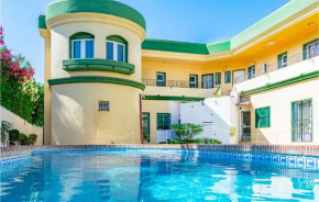 Amazing apartment in Estepona with Outdoor swimming pool, WiFi and 2 Bedrooms